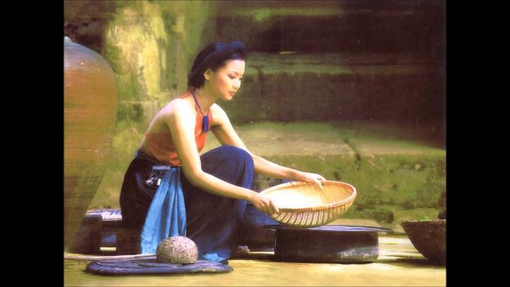 Sự Bùng Nổ Của Video Ngắn và Trí Tuệ Nhân Tạo: Vai Trò Thiết Yếu Của Đào Tạo Kỹ Năng Sáng Tạo Nội Dung_Lịch sử khởi nghiệp video ngắn